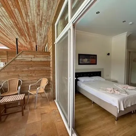 Hotel Lycian Center *